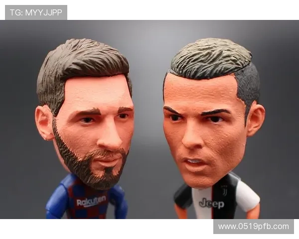 车载小摆件足球明星助你一路畅行展现个性与热爱