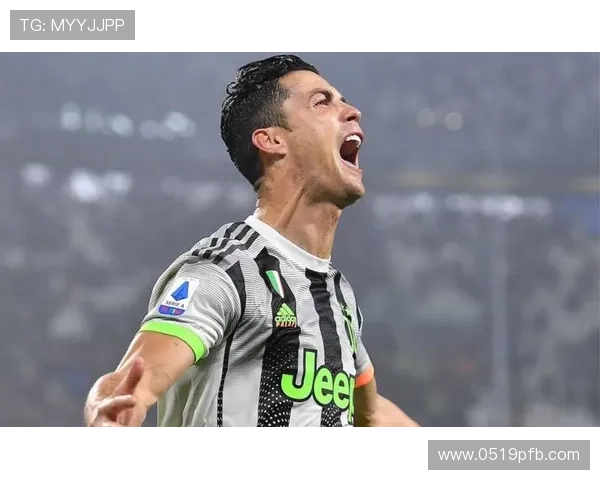 足球巨星感人告别视频引发全球球迷泪目回忆与祝福交织的瞬间