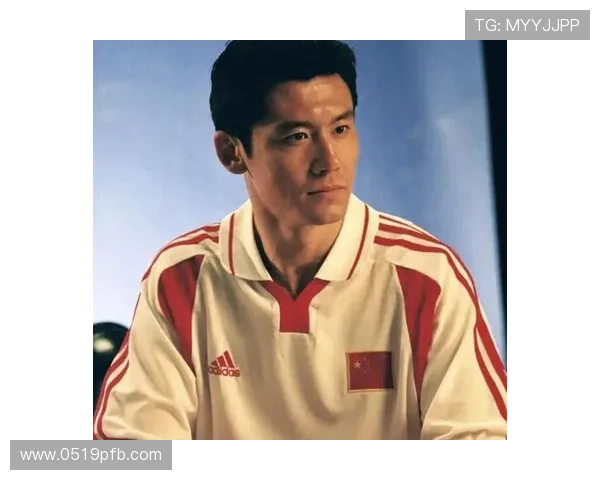 中国足球明星的璀璨星空与他们的辉煌成就探讨